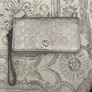 Coach Signature Embossed C Silver Metallic Wallet Wristlet Button Up